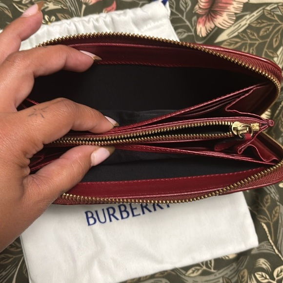 Burberry Plaid Wallet with Red Leather Trim - Picture 5 of 7